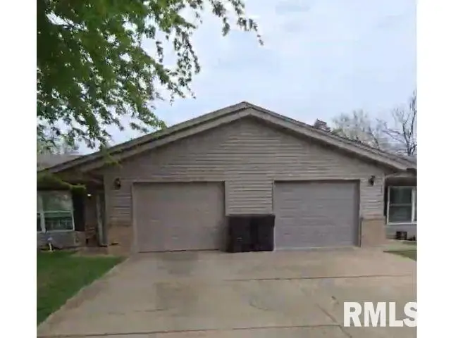 103-105 Argo Street, Washington, IL 61571 - #1