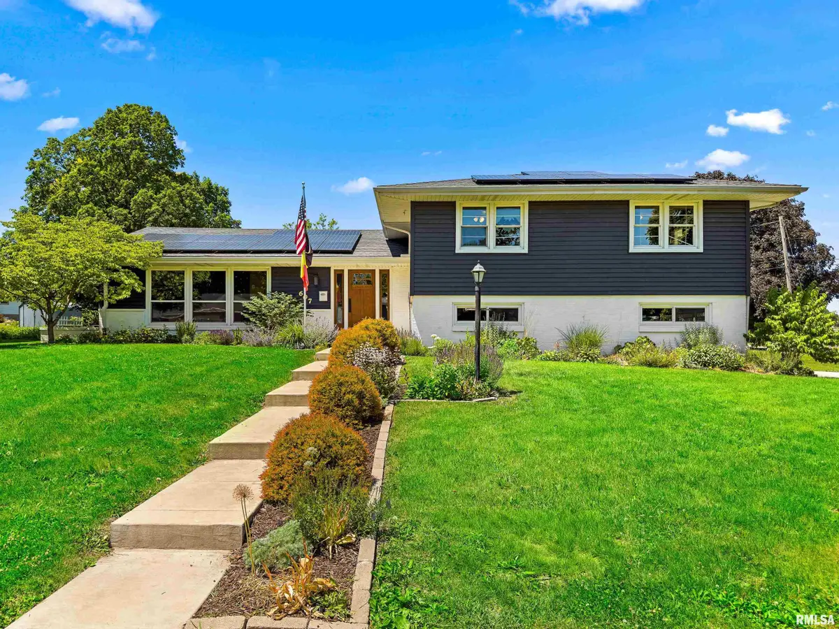 607 Westgate Road, Washington, IL 61571 - #1