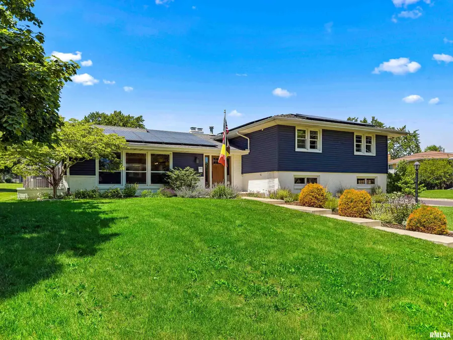 607 Westgate Road, Washington, IL 61571 - #2