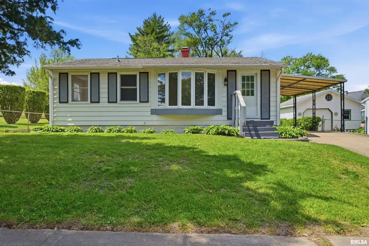 207 Greenbrook Drive, Pekin, IL 61554 - #1