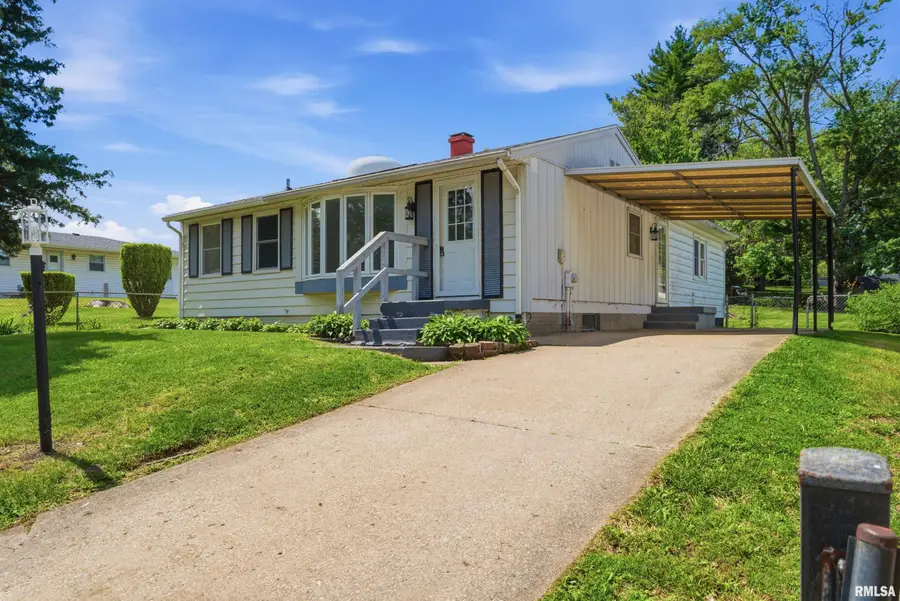 207 Greenbrook Drive, Pekin, IL 61554 - #3