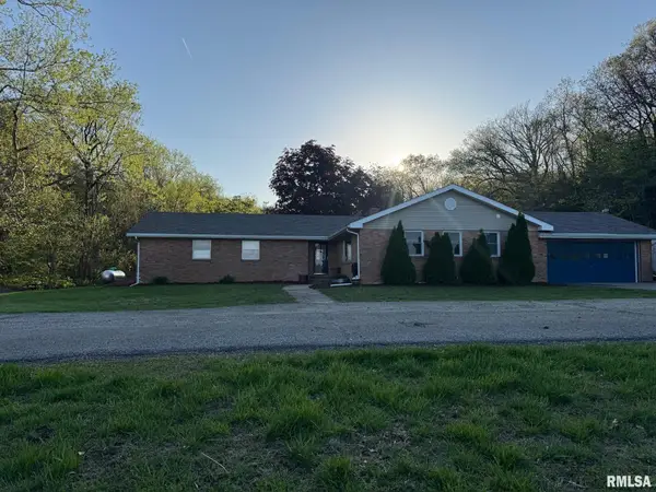 1928 N State Route 100 Highway, Astoria, IL 61501