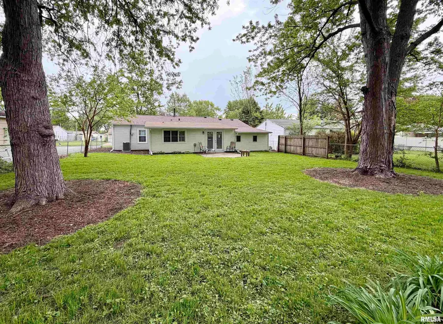 1464 Russell Avenue, Galesburg, IL 61401 - #2
