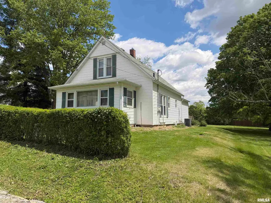927 S Garfield Street, Macomb, IL 61455 - #2