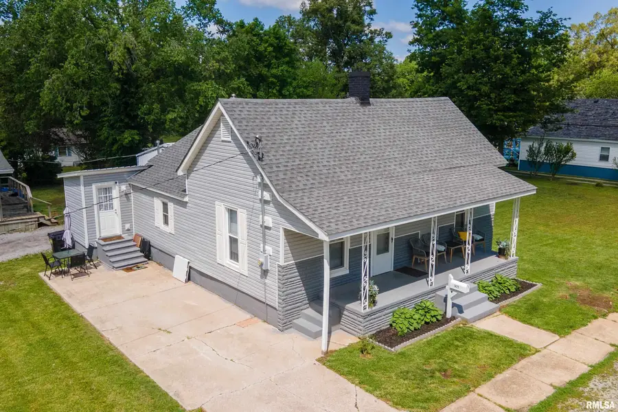 1425 S Oak Street, Harrisburg, IL 62946 - #2