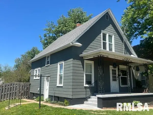 636 N 8th Avenue, Canton, IL 61520