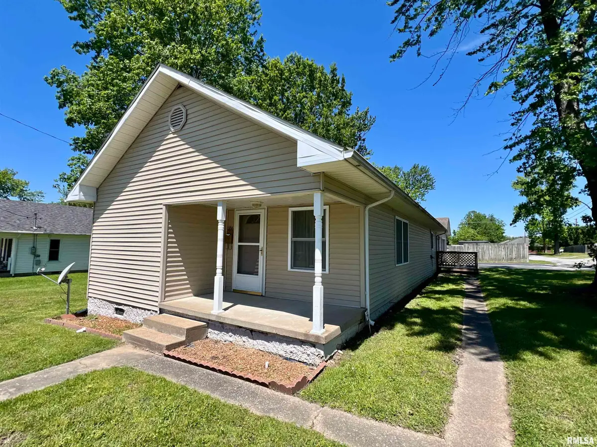 106 E Finucane Street, Marion, IL 62959 - #1