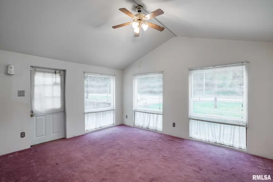 5340 Highway 45 S, Harrisburg, IL 62946 - #2