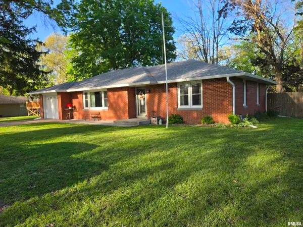 303 Louise Street, La Harpe, IL 61450
