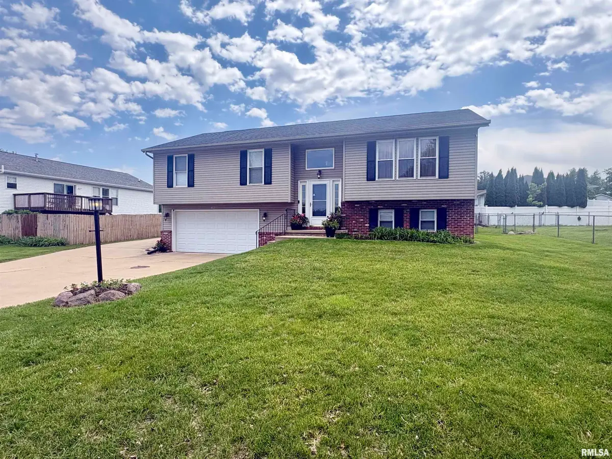 104 Independence Drive, East Peoria, IL 61611 - #1