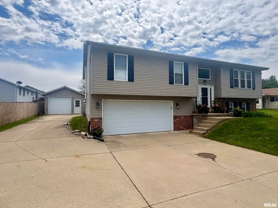 104 Independence Drive, East Peoria, IL 61611 - #2