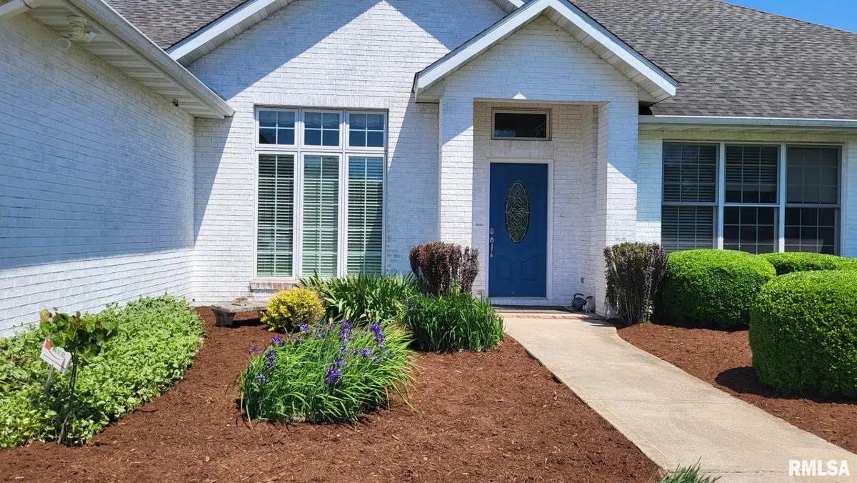 2710 Turnberry Drive, Marion, IL 62959 - #1