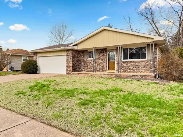 1217 W Pine Street, Chillicothe, IL 61523