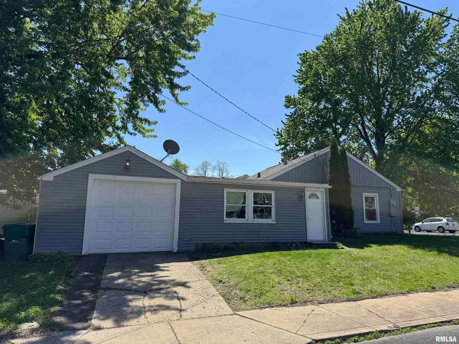 4216 N Ashton Avenue, Peoria, IL 61614 - #2