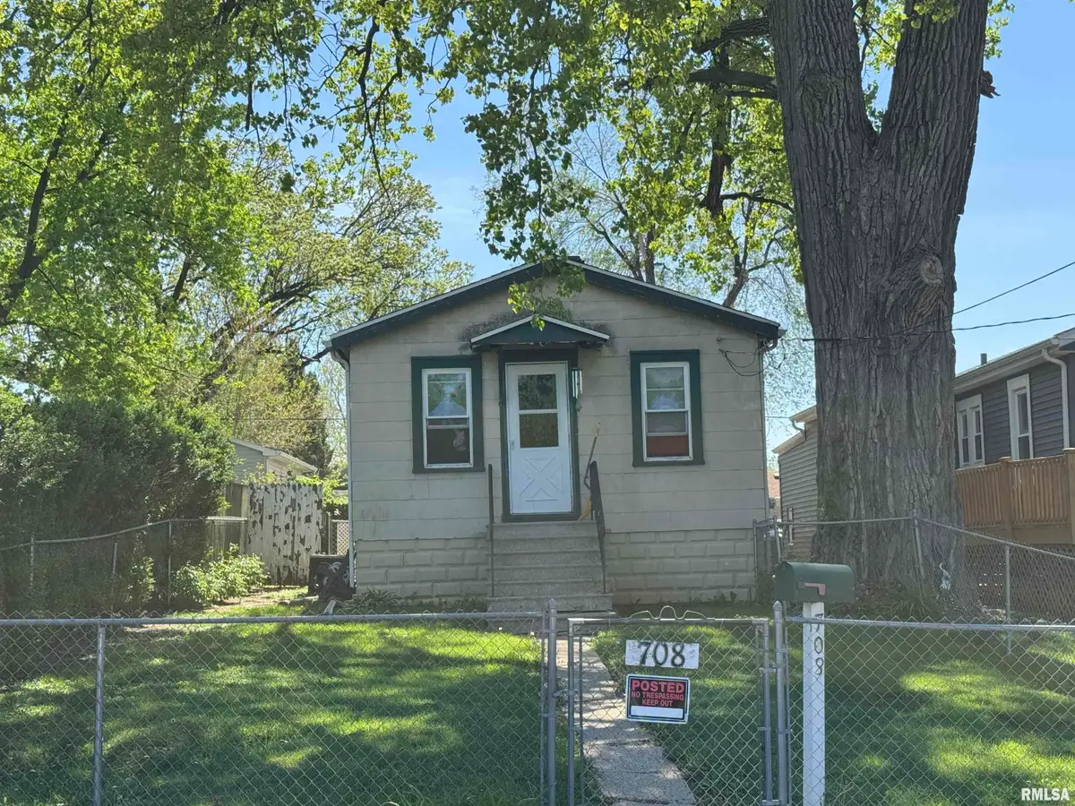 708 E Moneta Avenue, Peoria Heights, IL 61616 - #1