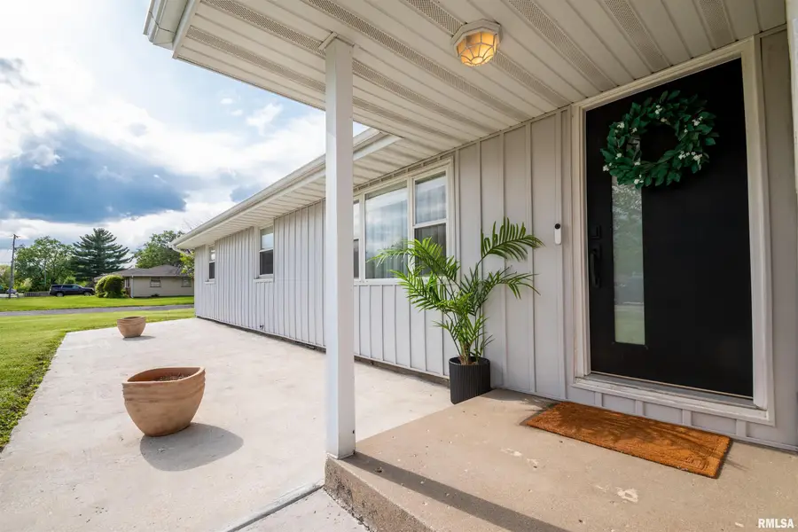 2605 W Richwoods Boulevard, Peoria, IL 61604 - #3