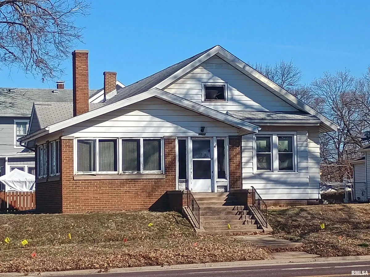 1001 Broadway Street, Pekin, IL 61554 - #1