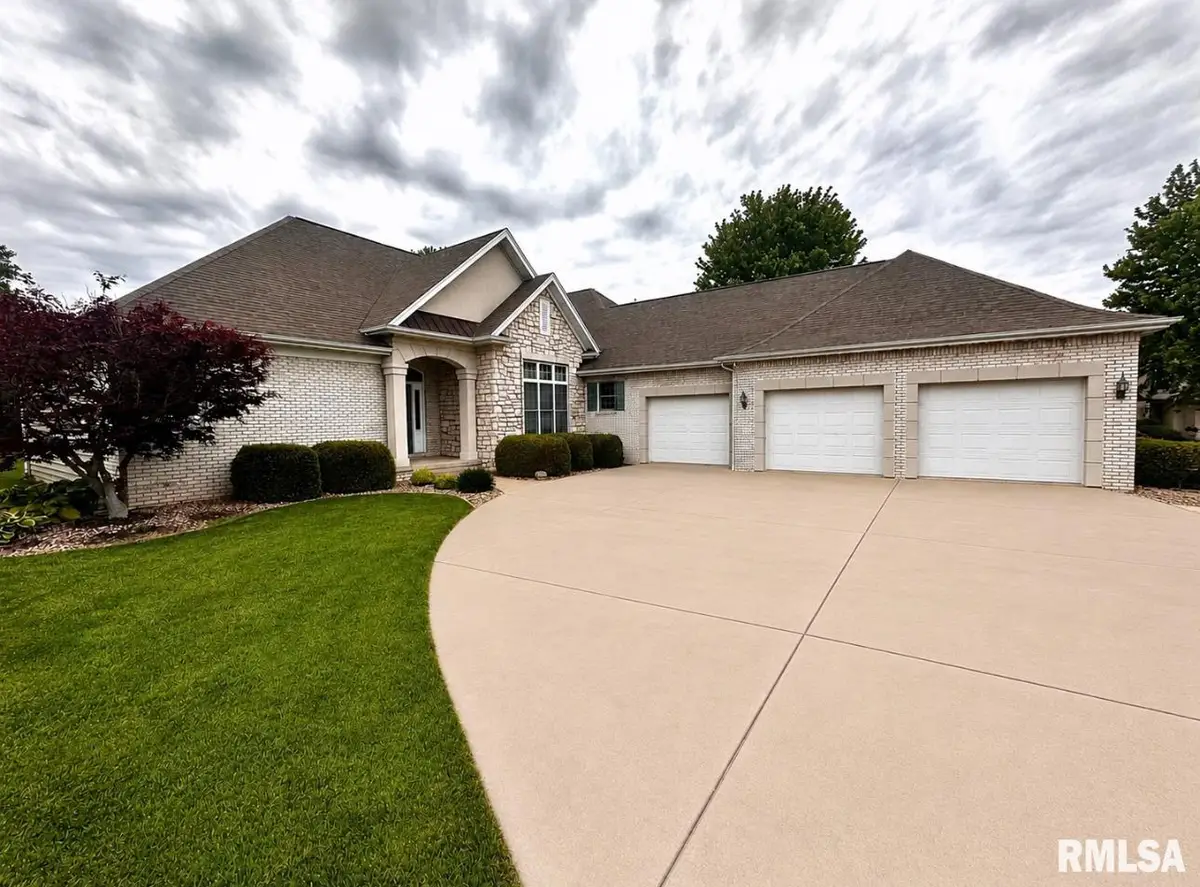 10511 N Winter Court, Peoria, IL 61615 - #1
