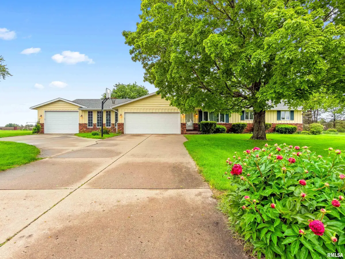 2049 S 4th Avenue, Morton, IL 61550 - #1