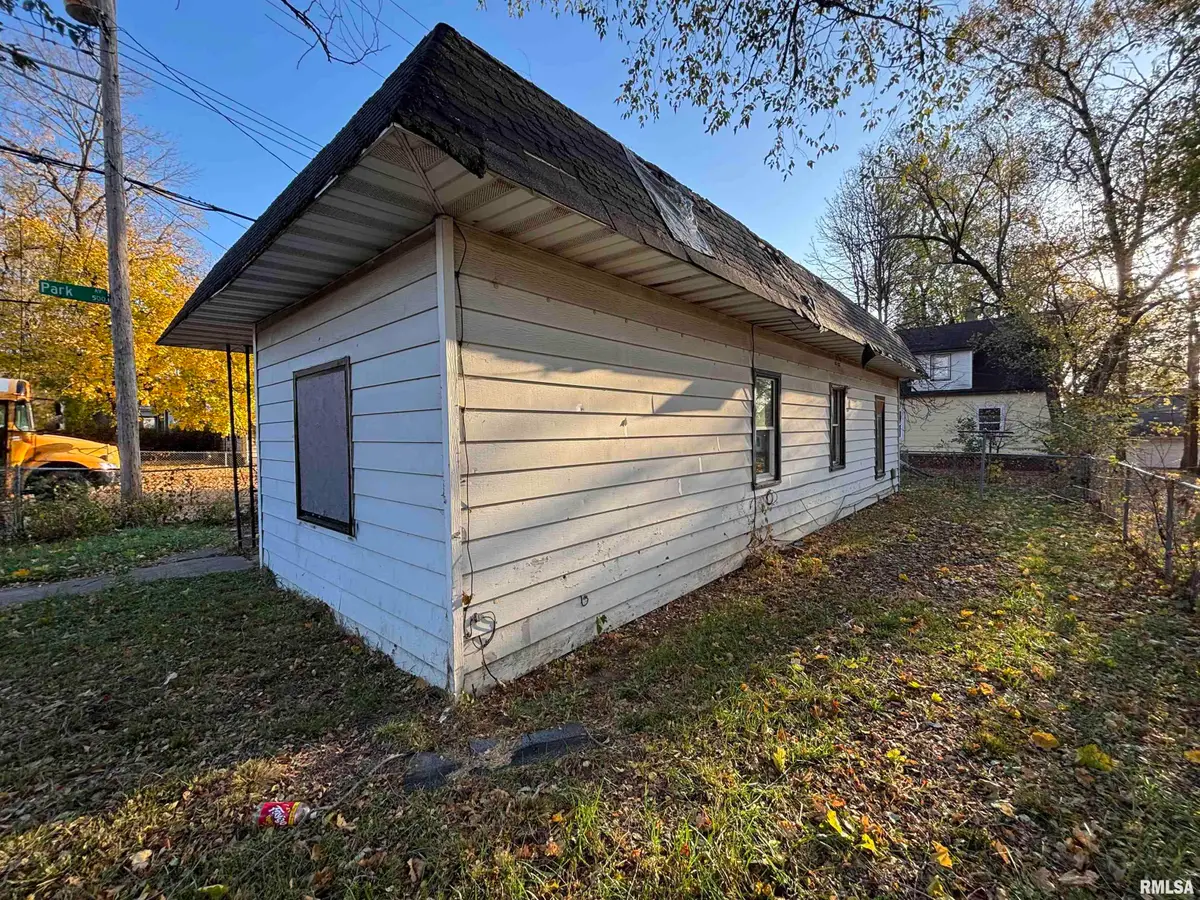 2414 NE Monroe Street, Peoria, IL 61603 - #1