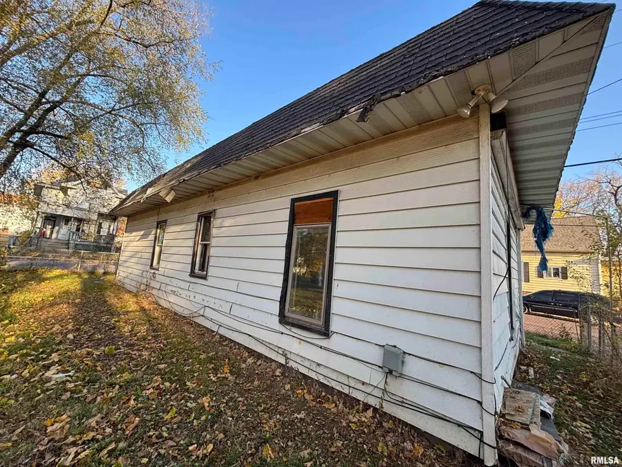 2414 NE Monroe Street, Peoria, IL 61603 - #3