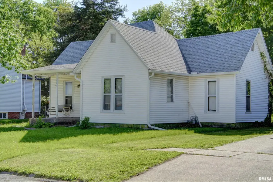412 N Campbell Street, Macomb, IL 61455 - #2