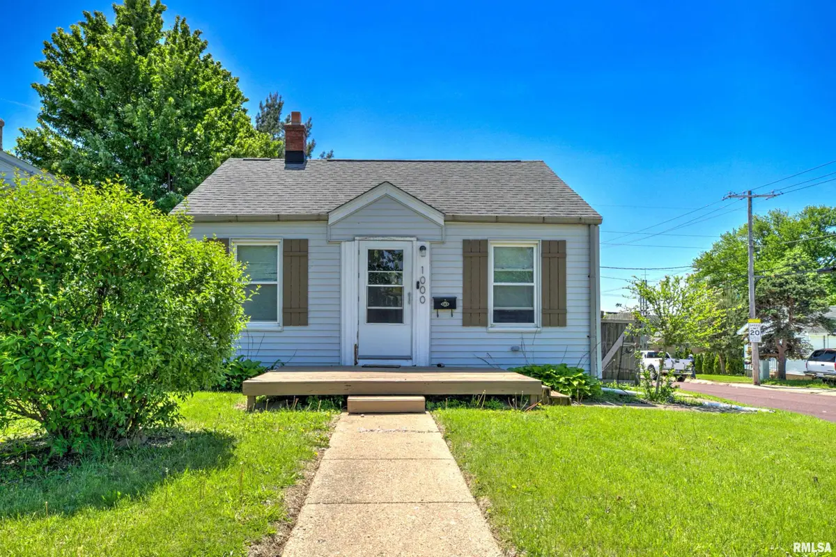 1000 E Sciota Avenue, Peoria Heights, IL 61616 - #1