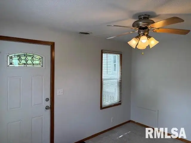 3424 N El Vista Avenue, Peoria, IL 61604 - #2