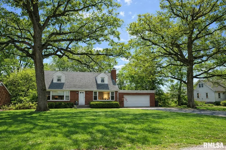 806 Fondulac Drive, East Peoria, IL 61611 - #2