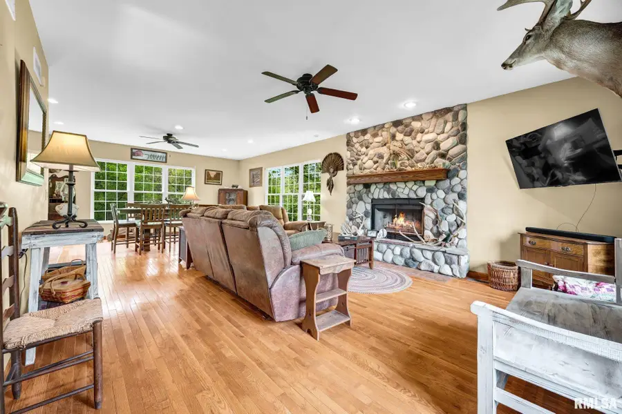 150 Knollcrest Circle, Dahinda, IL 61428 - #3