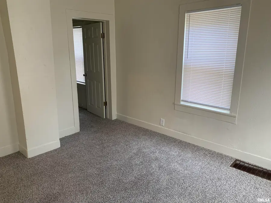 627 Fairholm Avenue, Peoria, IL 61603 - #2