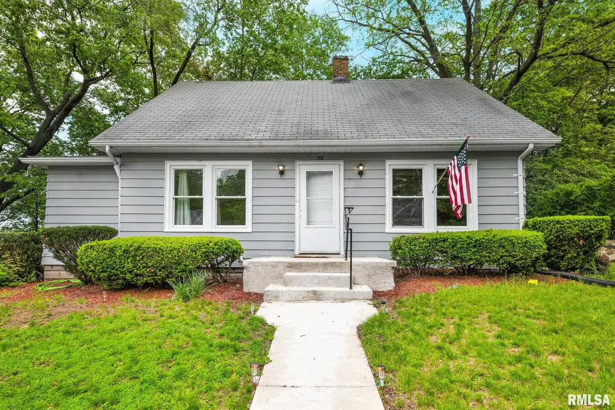 201 Pekin Avenue, East Peoria, IL 61611 - #1