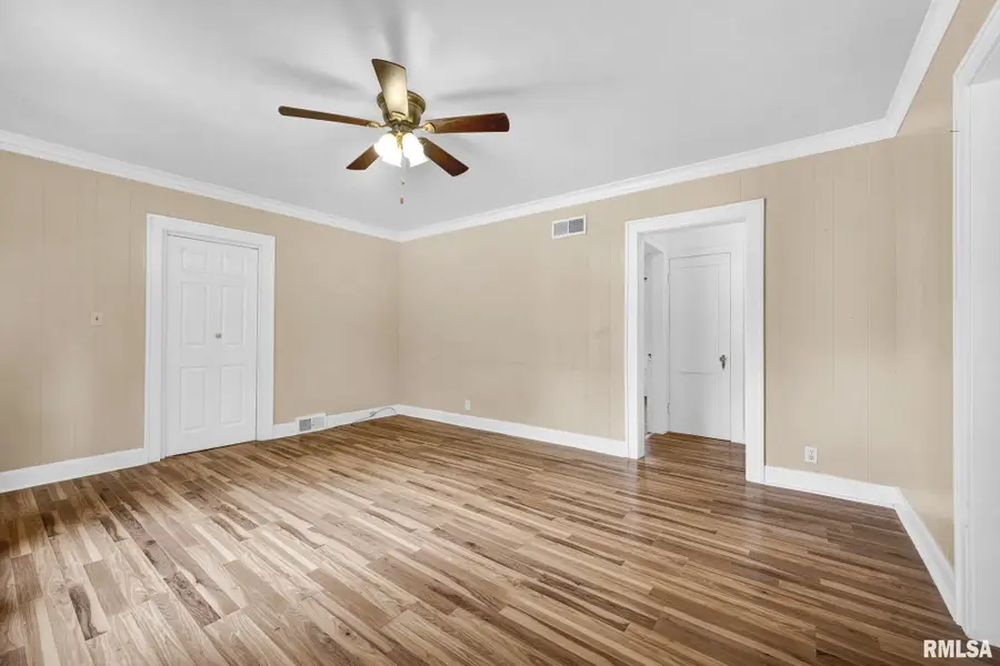 201 Pekin Avenue, East Peoria, IL 61611 - #2