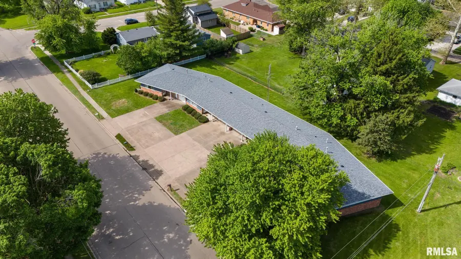 415 N Town Avenue, Princeville, IL 61559 - #2