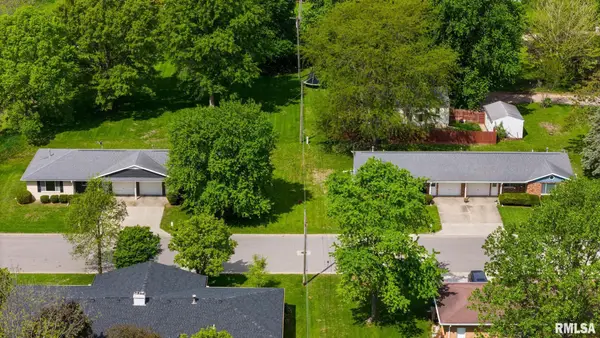 321 - 333 S Kennedy Avenue, Princeville, IL 61559