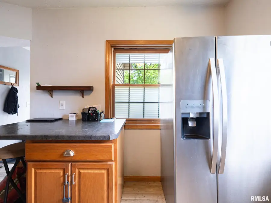 301 E Pearl Street, Danvers, IL 61732 - #3
