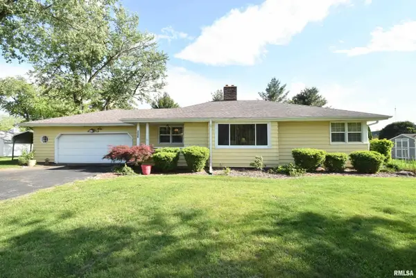 3226 W Richwoods Boulevard, Peoria, IL 61604-0000