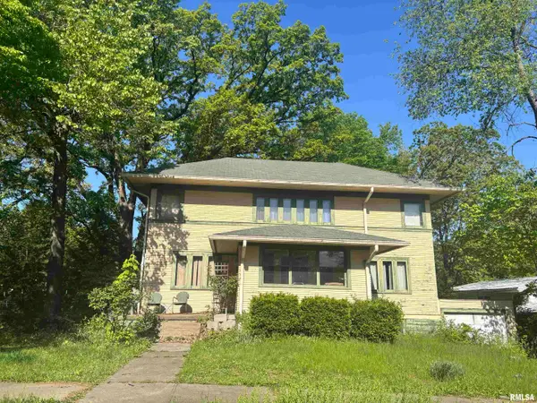216 N Normal Street, Macomb, IL 61455