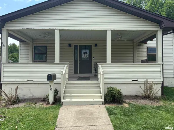 301 N Victor Street, Christopher, IL 62822
