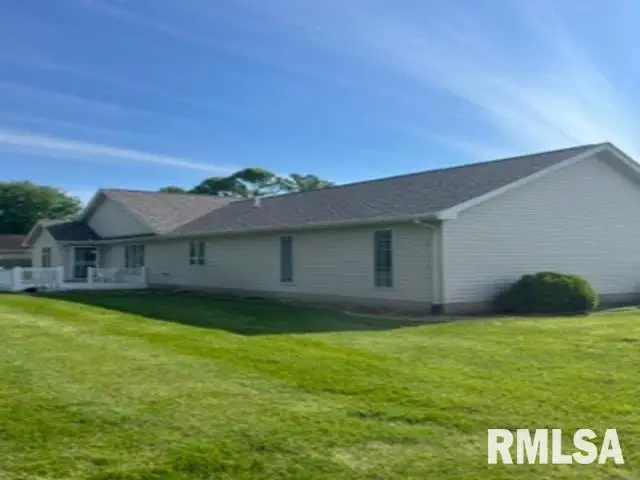 1307 N Magnolia Drive, Marion, IL 62959 - #2