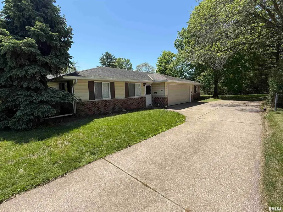 3401 N Peoria Avenue, Peoria, IL 61603 - #2