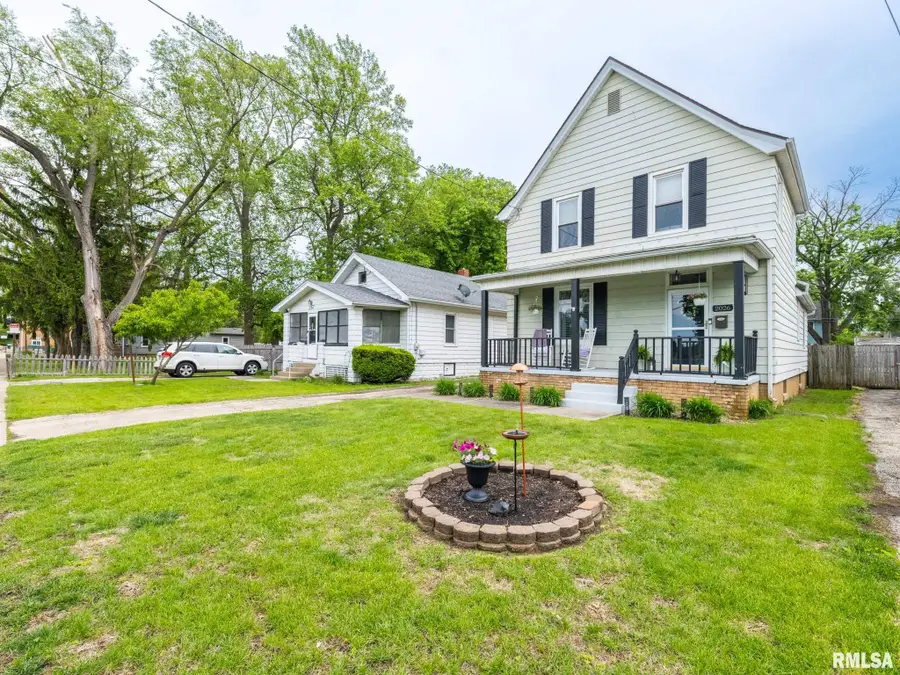 2026 W Heading Avenue, West Peoria, IL 61604 - #3