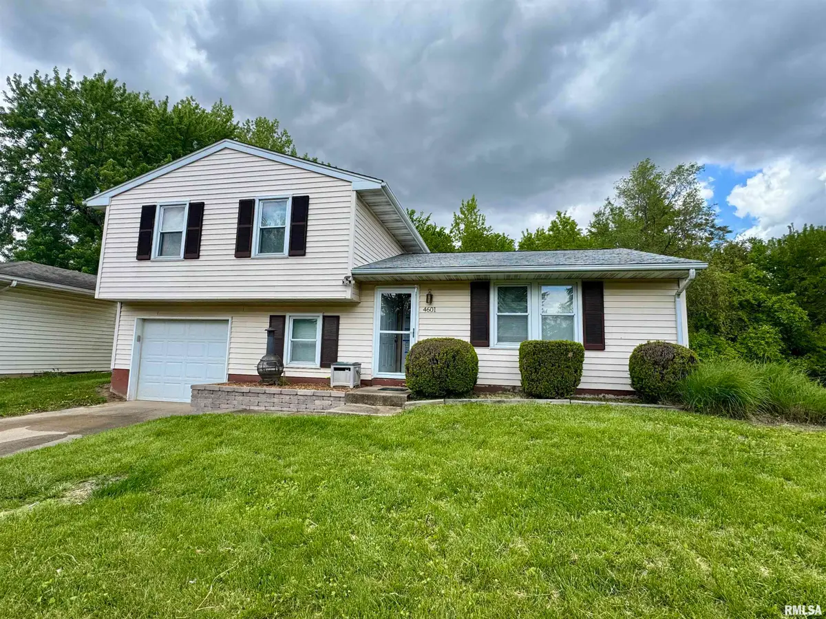 4601 W Andover Drive, Peoria, IL 61615 - #1
