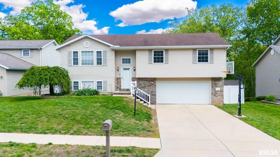 111 Patriot Drive, East Peoria, IL 61611 - #3