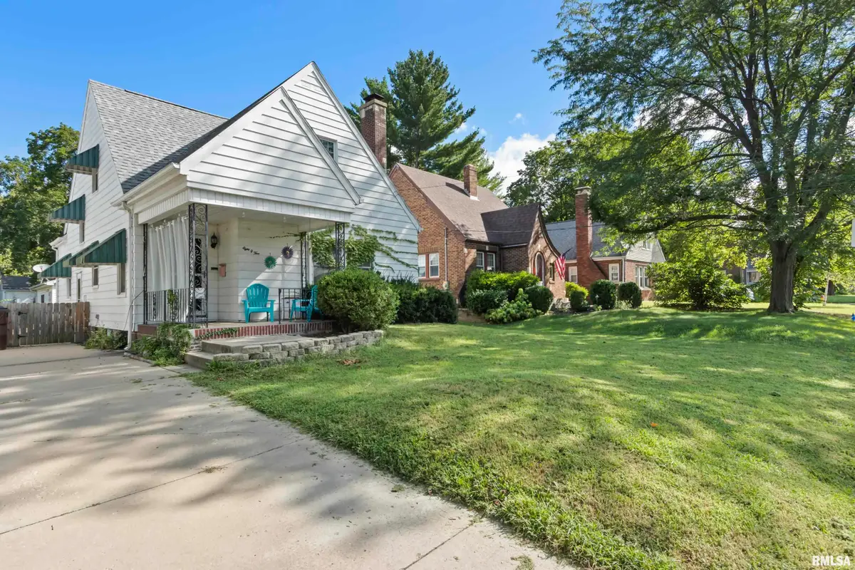 805 W Forrest Hill Avenue, Peoria, IL 61604 - #1
