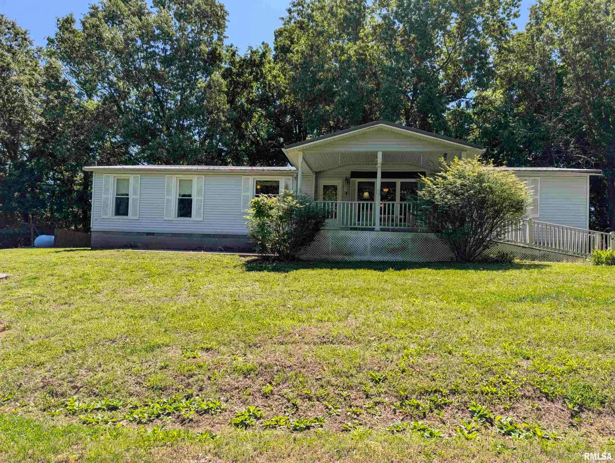 778 N Il Route 1 Highway, Elizabethtown, IL 62931 - #1