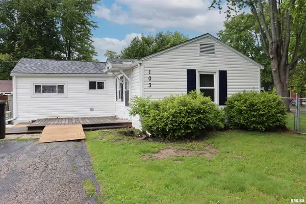 103 N School Court, East Peoria, IL 61611
