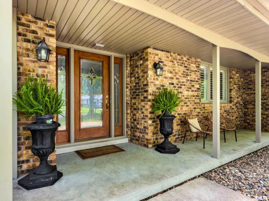 210 E Morningside Drive, Peoria, IL 61614 - #3