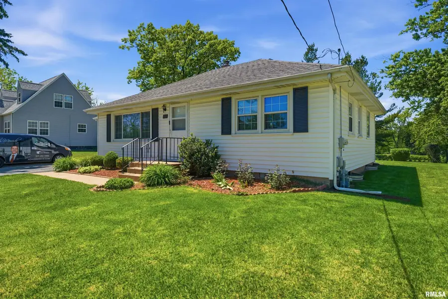 5203 N Sheridan Road, Peoria, IL 61614 - #3