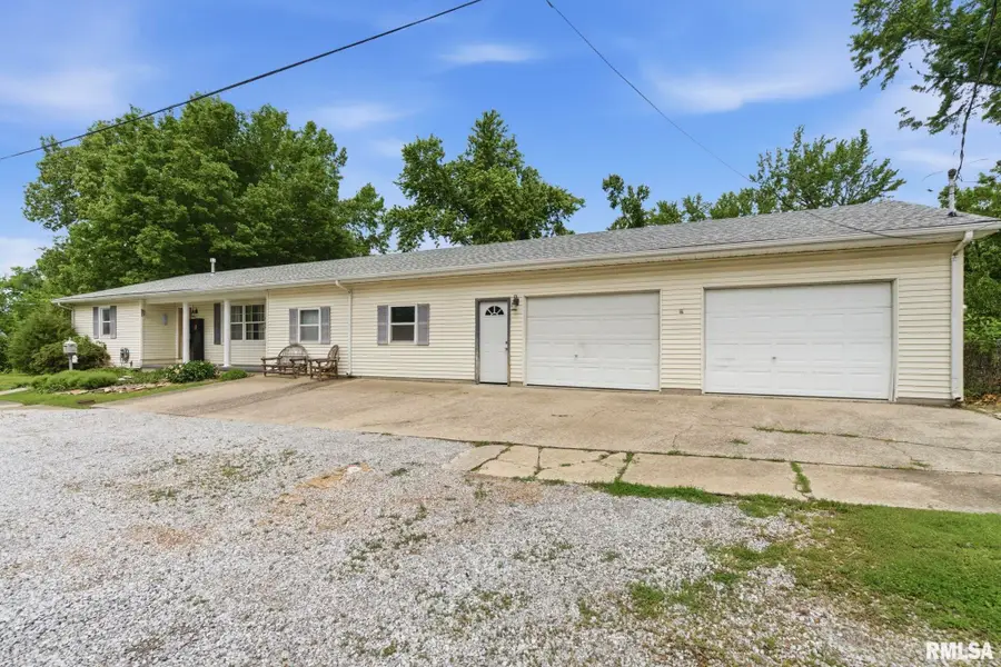 1830 King Street, Eldorado, IL 62930 - #3